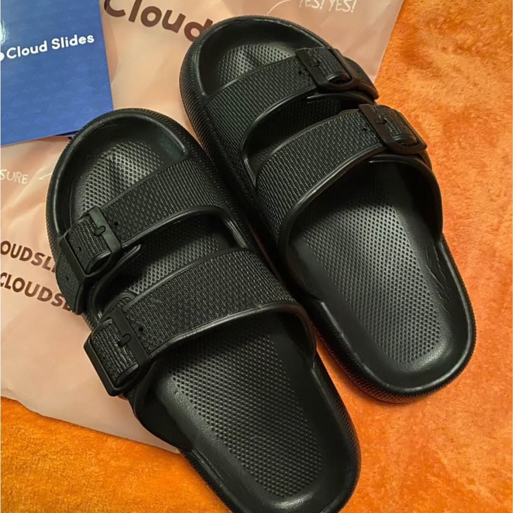 Black Cloud Slides, NWT